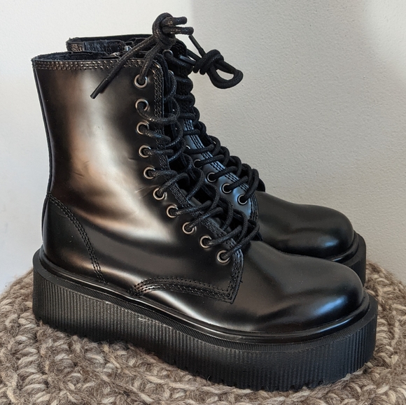 Jeffrey Campbell Sopas Lugged Platform Boot - Picture 2 of 10